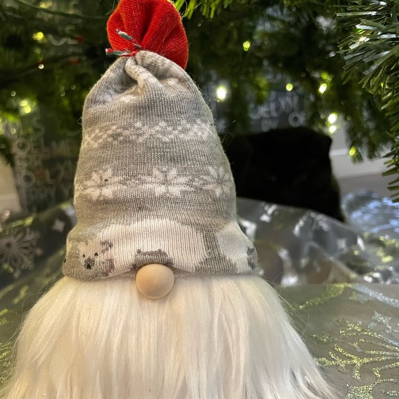 Handmade Gnomes - Picture 2 of 15